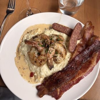 Juniper Cocktails & Kitchen - Shrimp and grits, side of bacon - Cocktail Bars Near Me - Georgetown, Texas Juniper Cocktails & Kitchen - Shrimp and grits, side of bacon - Cocktail Bars Near Me - Georgetown, Texas
