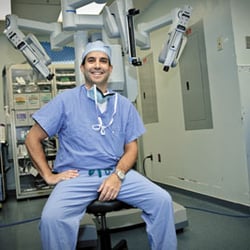 Dr.Danny Shaban, leader in da Vinci® robotics surgery for gynecological procedures.