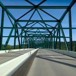 Robert C. Byrd Bridge - Robert C. Byrd Bridge, from West Virginia into Ohio
