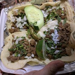 Tacos Tonas - Asada tacos...yummy beef tacos