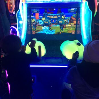 Play and Spin - Arcades Near Me - Niles, Illinois