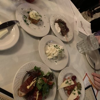 Emilio's Tapas - Spanish Near Me - Hillside, Illinois