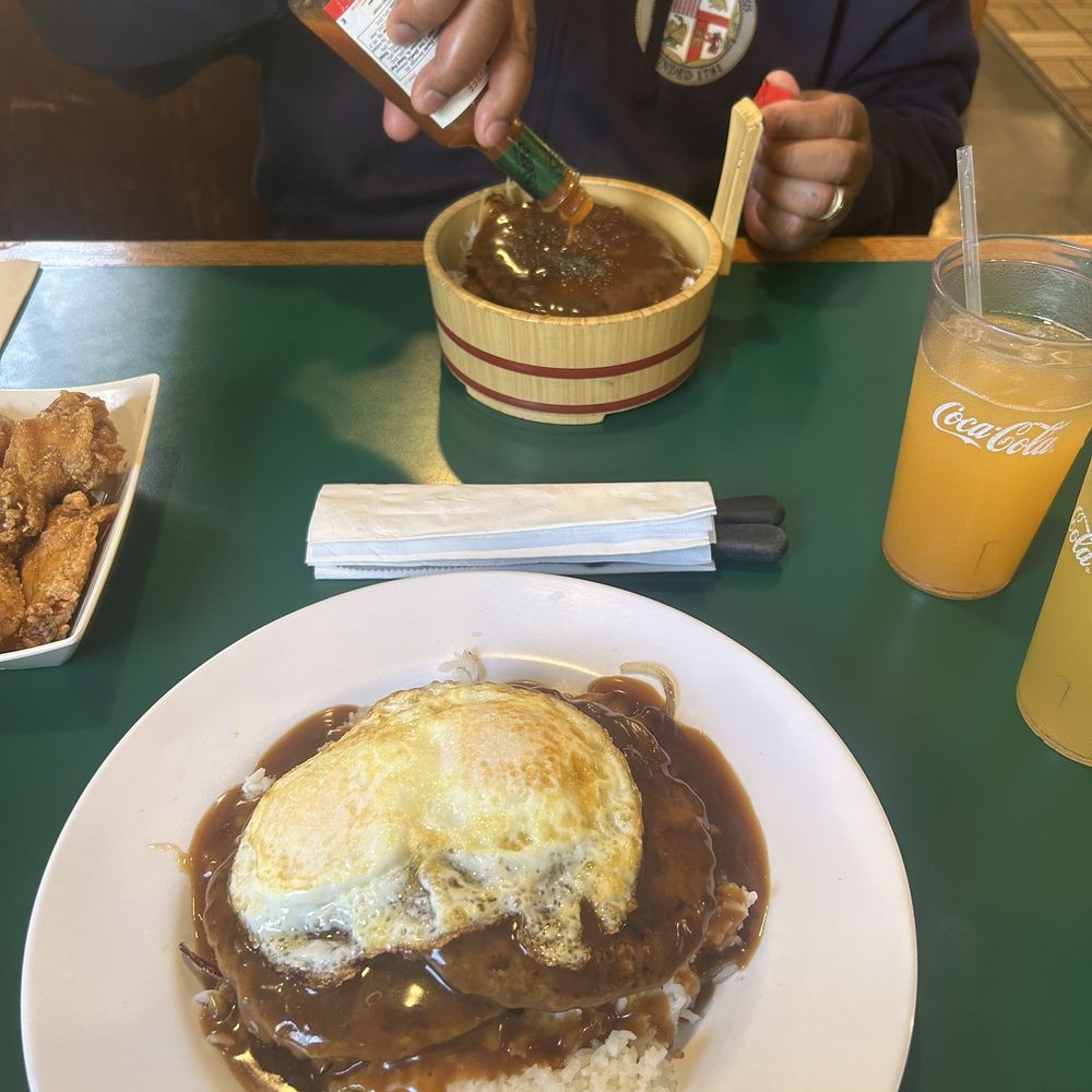 Ladybug Café - Moco Loco plate and bowl. The meat patty is so tasty. The portion was huge. - Japanese Near Me - Gardena, California Ladybug Café - Moco Loco plate and bowl. The meat patty is so tasty. The portion was huge. - Japanese Near Me - Gardena, California