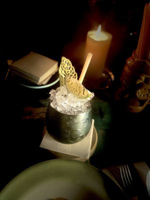 Babula Bar 1937 by null