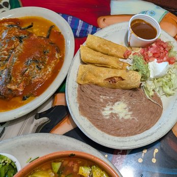 Los Aviña - umn yumn - Mexican Near Me - Archer, Florida