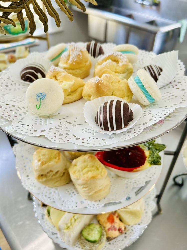 Main Street Tea House Logo