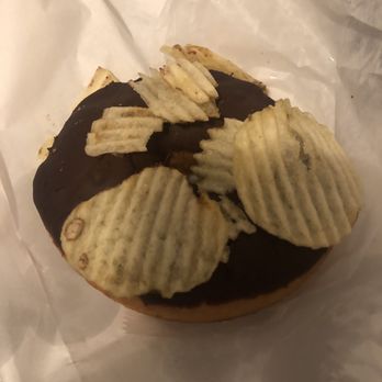 Blackbird Doughnuts - Fenway - Vegan chocolate "chip" - Donuts Near Me - Boston, Massachusetts Blackbird Doughnuts - Fenway - Vegan chocolate "chip" - Donuts Near Me - Boston, Massachusetts