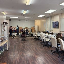 Tiffany Nails - Nail Salon.