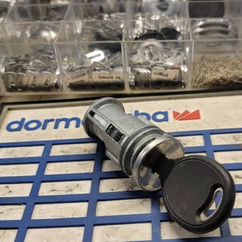 America's lockout service - Dodge/Chrysler ignition repair. 
Call now for a free quote. - Keys & Locksmiths Near Me