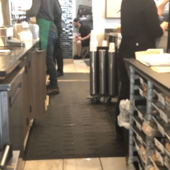 Starbucks - Coffee & Tea Near Me - Pasadena, California