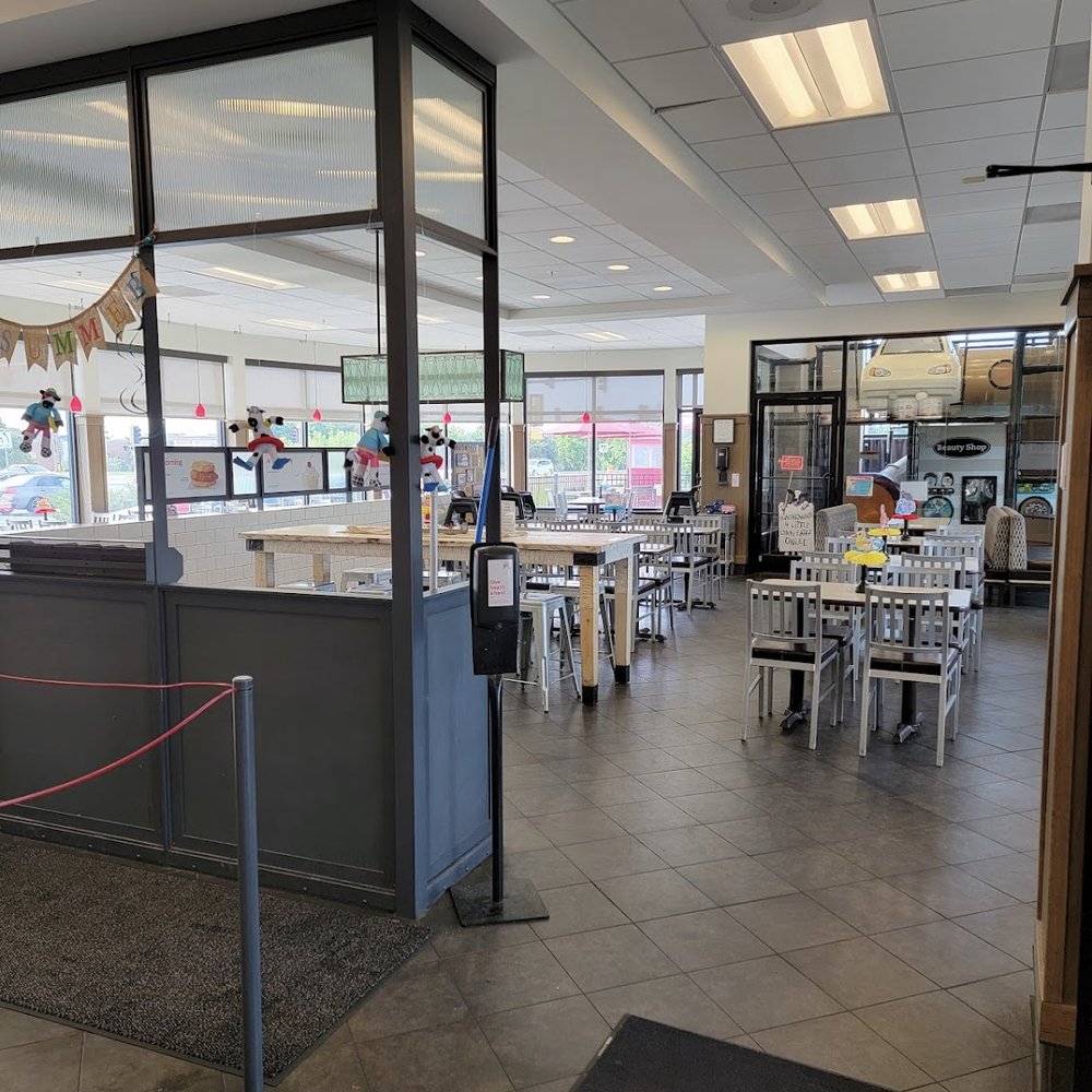 Chick-fil-A - ows the inside of a restaurant - Fast Food Near Me - Burnsville, Minnesota Chick-fil-A - ows the inside of a restaurant - Fast Food Near Me - Burnsville, Minnesota