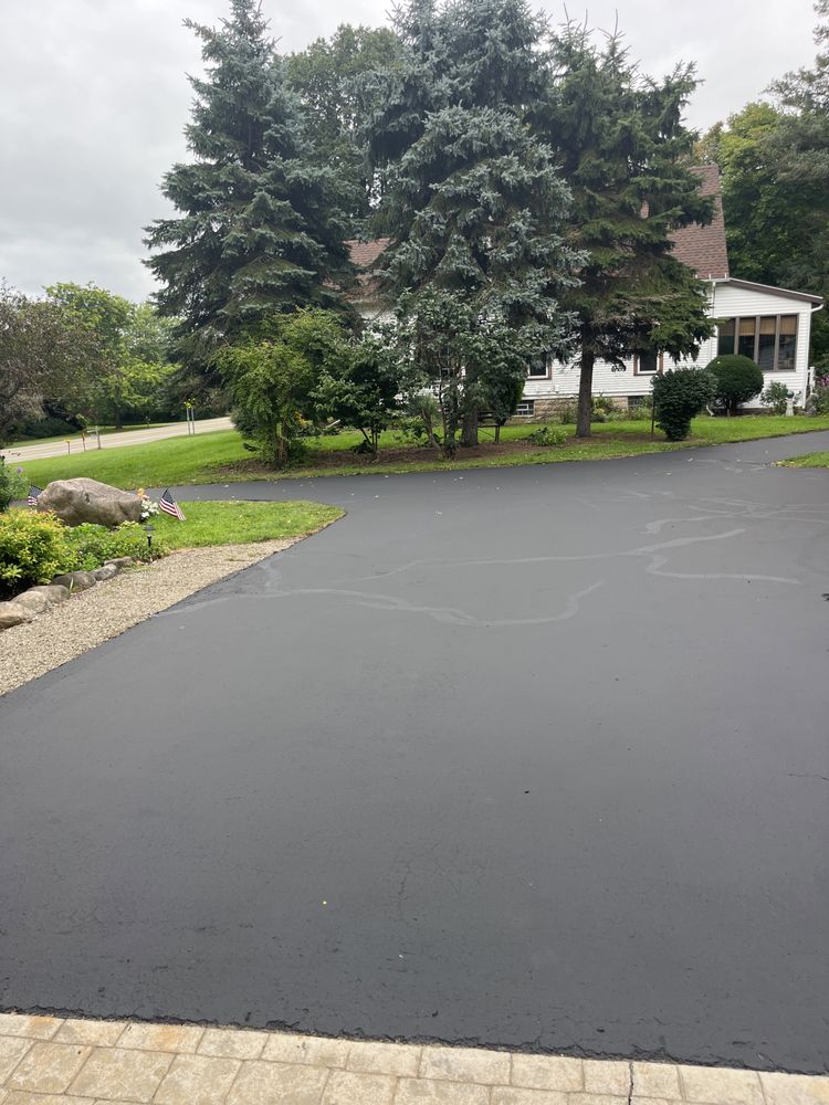 GULLO GREENSCAPE AND SEAL COATING Updated October 2024 11 Photos