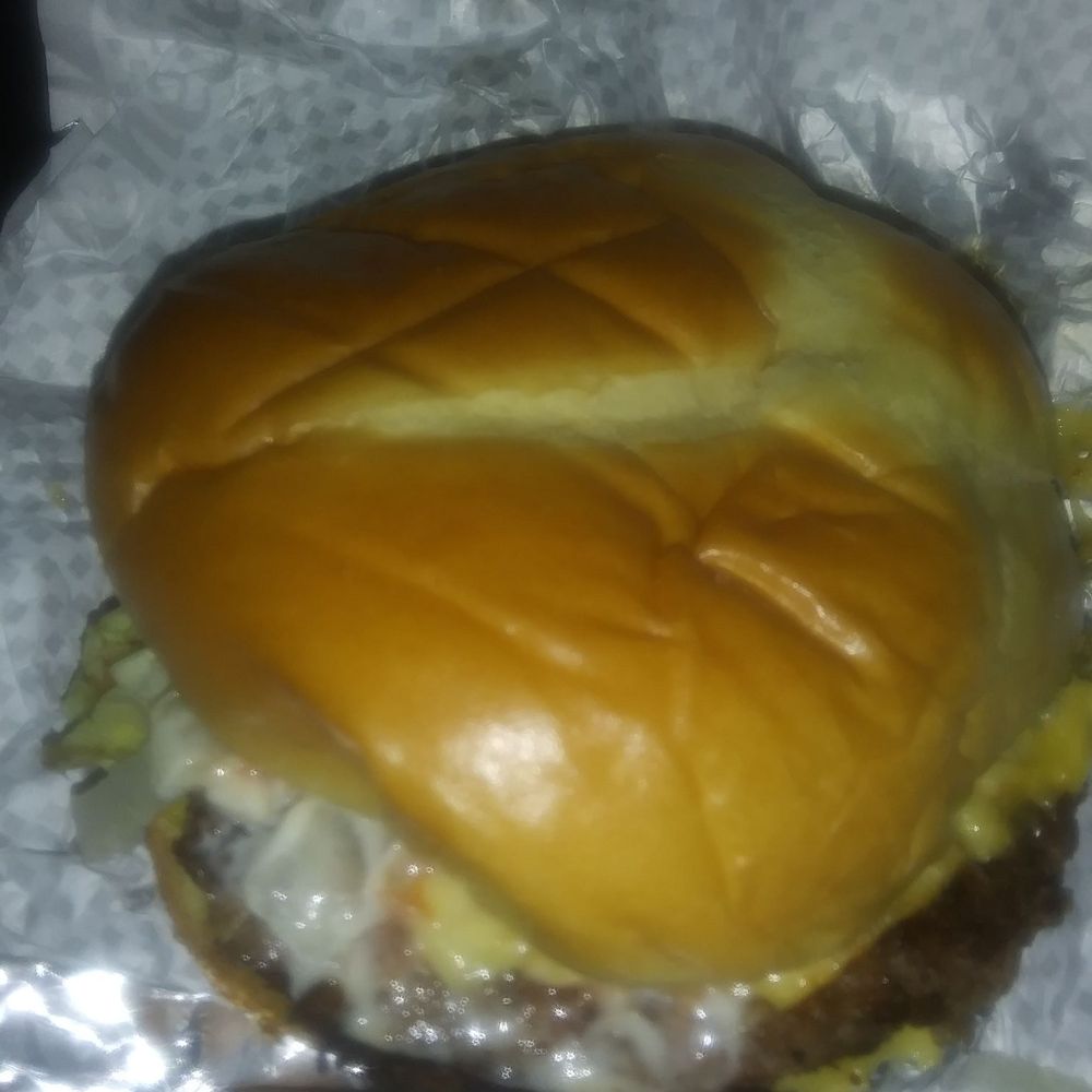 Rally's - My Big Buford made right. Cheese, lettuce, katchup, and mayo. - Burgers Near Me - Springfield, Ohio Rally's - My Big Buford made right. Cheese, lettuce, katchup, and mayo. - Burgers Near Me - Springfield, Ohio