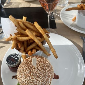 Skyhigh - Sparkling rose, Burger, and fries - Bars Near Me - Philadelphia, Pennsylvania