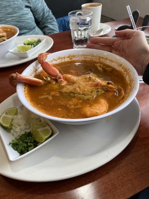 El Chino Taqueria y Mariscos by null