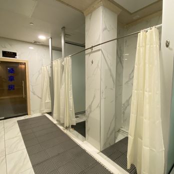 Oriental Palm Springs Spa - Steam room and showers - Skin Care Near Me - Queens, New York Oriental Palm Springs Spa - Steam room and showers - Skin Care Near Me - Queens, New York