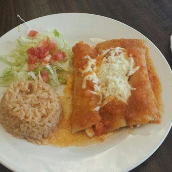 Las Rocas - a plate of mexican food - Mexican Near Me - Dallas, Texas Las Rocas - a plate of mexican food - Mexican Near Me - Dallas, Texas