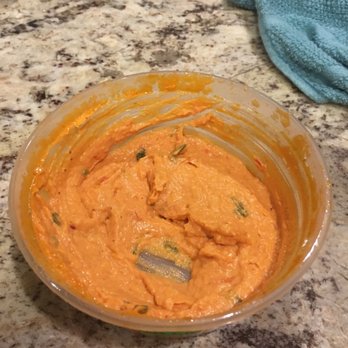 Hummus Heaven - Tomato basil spread - Farmers Market Near Me - San Leandro, California Hummus Heaven - Tomato basil spread - Farmers Market Near Me - San Leandro, California