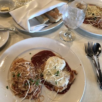Cappuccino Italian Bistro - Chicken Parmigiana and Veal Parmigiana entrees and wonderful warm bread - Italian Near Me - Richardson, Texas Cappuccino Italian Bistro - Chicken Parmigiana and Veal Parmigiana entrees and wonderful warm bread - Italian Near Me - Richardson, Texas