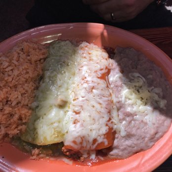Villa Corona - Chicken and beef enchiladas - Mexican Near Me - Saint Helena, California Villa Corona - Chicken and beef enchiladas - Mexican Near Me - Saint Helena, California
