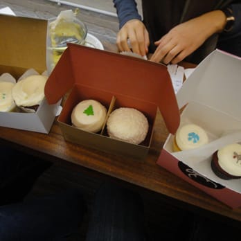 Georgetown Cupcake - Cupcake taste test: vanilla/red velvet from Baked & Wired (left), Sprinkles Cupcakes (center), Georgetown (right) - Cupcakes Near Me - Washington, DC, District of Columbia