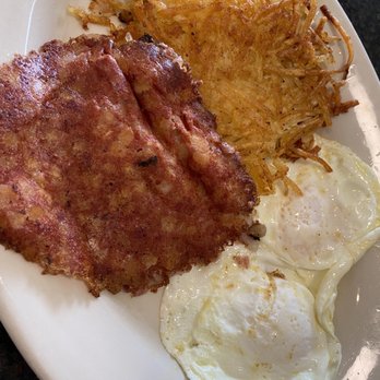Toast - 2 Eggs with Corned Beef Hash Breakfast - Breakfast & Brunch Near Me - New Port Richey, Florida Toast - 2 Eggs with Corned Beef Hash Breakfast - Breakfast & Brunch Near Me - New Port Richey, Florida