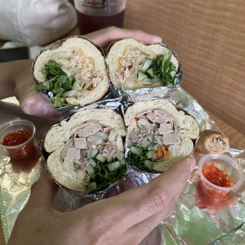 No Name BBQ Sandwich - Top: Roasted Chicken Sandwich Bottom: Vietnamese Sandwich Taken July 2024 - Sandwiches Near Me - Honolulu, Hawaii No Name BBQ Sandwich - Top: Roasted Chicken Sandwich Bottom: Vietnamese Sandwich Taken July 2024 - Sandwiches Near Me - Honolulu, Hawaii