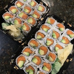 Spicy Salmon Avocado Roll Spicy Salmon Avocado Roll