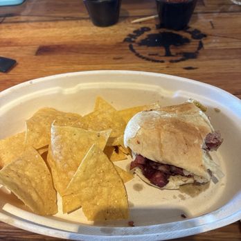 Paso Robles Brewing - Best ever - Brewpubs Near Me - Paso Robles, California Paso Robles Brewing - Best ever - Brewpubs Near Me - Paso Robles, California