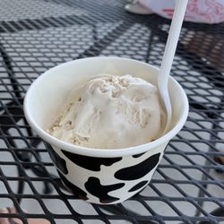 Brinks Family Creamery - Baconator Ice Cream