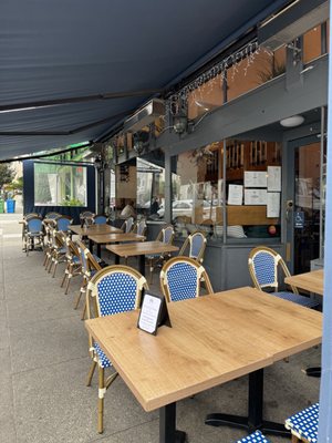 Côte Ouest Bistro by null