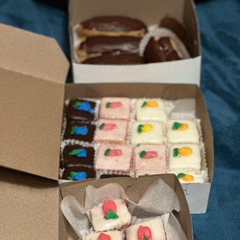 McEntyre's Bakery - Bakeries Near Me - Smyrna, Georgia McEntyre's Bakery - Bakeries Near Me - Smyrna, Georgia