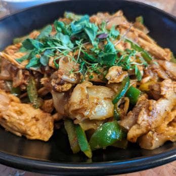 The Blue Elephant - Drunk noods - Thai Near Me - Pottstown, Pennsylvania The Blue Elephant - Drunk noods - Thai Near Me - Pottstown, Pennsylvania