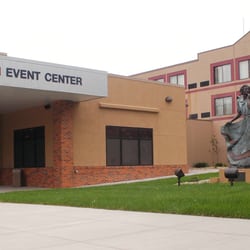 Crossroads Hotel & Convention Center