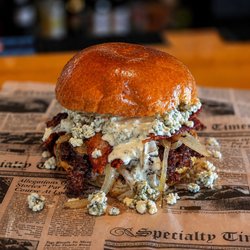 Wilson's Bar & Grill - Blue Cheese Smash Burger