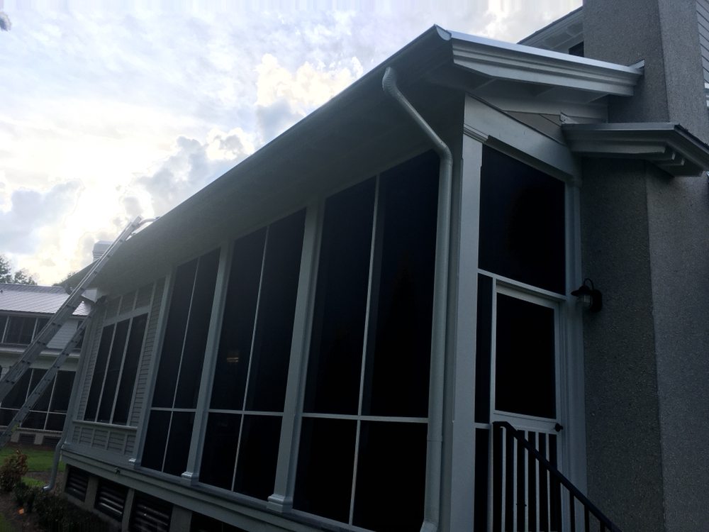 Slide of Saxon Roofing and Gutters