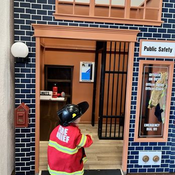 iPlayology - They have a really cool pretend fire department - Playgrounds Near Me - Corona, California iPlayology - They have a really cool pretend fire department - Playgrounds Near Me - Corona, California