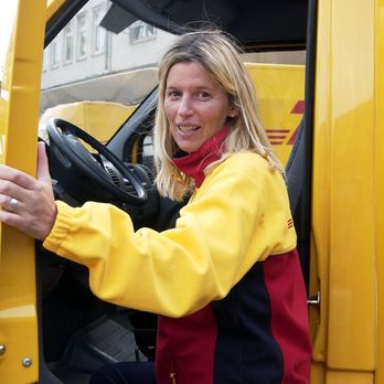 DHL ServicePoint - Shipping Centers Near Me - Deer Park, New York DHL ServicePoint - Shipping Centers Near Me - Deer Park, New York