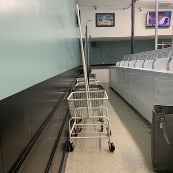 Magaly's Coin Laundry - Nicely kept and obvious remodeling touches that are noticeable but appreciated. - Laundromat Near Me - Torrance, California