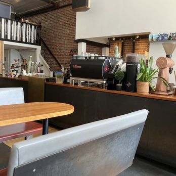 Timbertrain Coffee Roasters - Gastown - Coffee Roasteries Near Me - Vancouver, British Columbia Timbertrain Coffee Roasters - Gastown - Coffee Roasteries Near Me - Vancouver, British Columbia