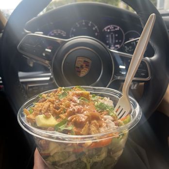 Mendocino Farms - Thai chicken Salad - Salad Near Me - Dallas, Texas Mendocino Farms - Thai chicken Salad - Salad Near Me - Dallas, Texas