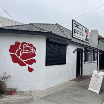 Zuzu’s Petals - Breakfast & Brunch Near Me - Long Beach, California Zuzu’s Petals - Breakfast & Brunch Near Me - Long Beach, California
