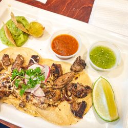 Salute Food & Bar - Steak tacos. Ig @mel_foodie_ventures