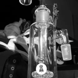 Kingsmen Smoke Shop - Ash catcher / pre cooler
