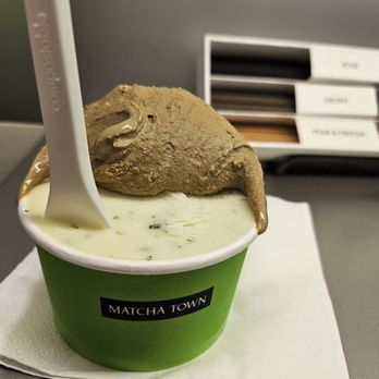 Matcha Town - Yuzu & hojicha - Gelato Near Me - Cupertino, California Matcha Town - Yuzu & hojicha - Gelato Near Me - Cupertino, California