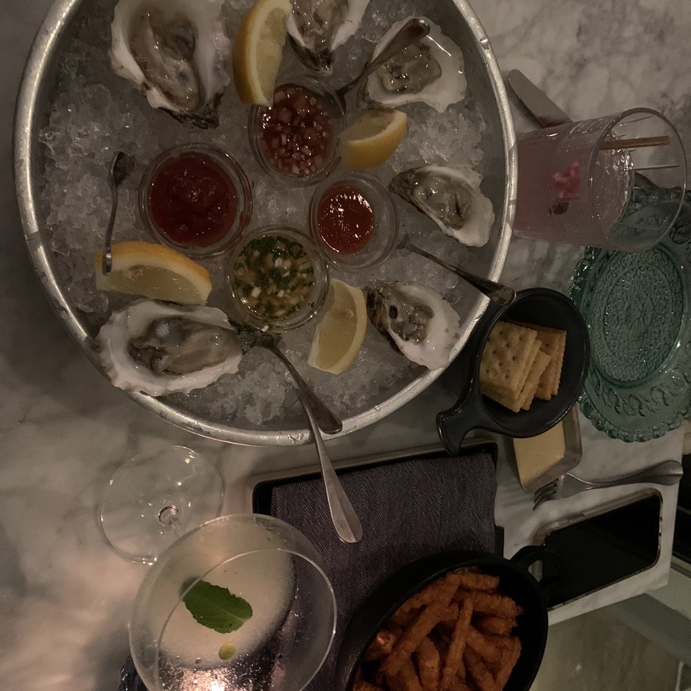 The Citizen - Half dozen oysters and sweet potato fries - New American Near Me - Alys Beach, Florida
