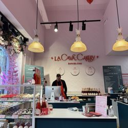 La Cava Cakery