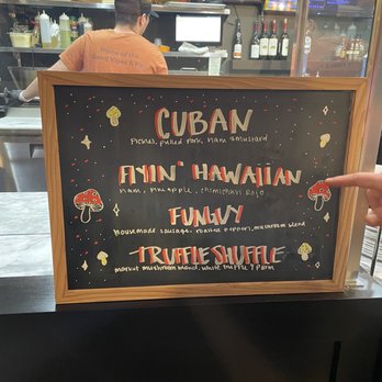 Captain’s Ön Main - Specials - Pizza Near Me - Brighton, Michigan