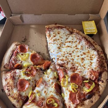 Pizza Hut - Pan pizza: half pepperoni and banana peppers, half cheese. Garlic Dip. - Pizza Near Me - Elyria, Ohio Pizza Hut - Pan pizza: half pepperoni and banana peppers, half cheese. Garlic Dip. - Pizza Near Me - Elyria, Ohio
