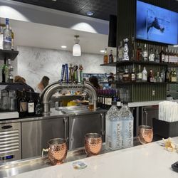 The Annie - Bar